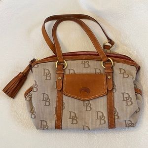Dooney & Bourke purse